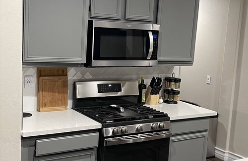 Moreno Valley House | 31-Day Minimum Stay, Furnished 4BR/4BA Residential Home, Insurance & Relocation.