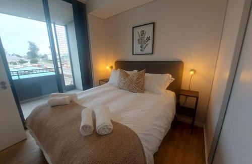 George Central Apartment | 310 The Meadows