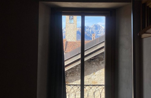 Belluno Apartment | 314 - RECORDS ROOM