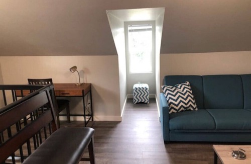 Longview Apartment | 3143 Dover #4 · NEW Modern QUALITY Apartment #4 - GOODSON
