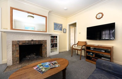 Avalon House | 316CA Lower: Well Cared Home, Lower Half of Duplex, 2.5 Blocks from Downtown, WI