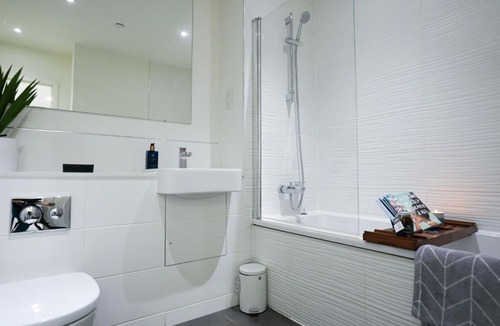 Bedford Apartment | 318 Platform Bedford
