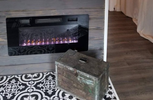 Waukee House | 3191 Centrally Located Cozy Piece of History.