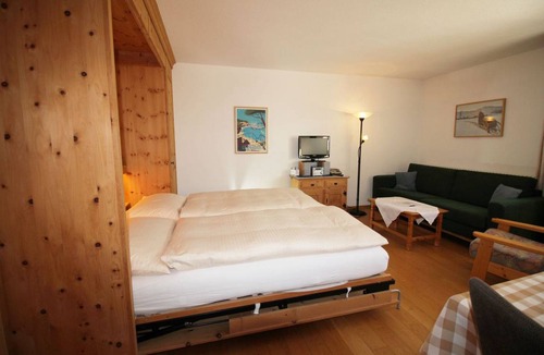 Sils-Maria Apartment | 32 m² Apartment ∙ 2 guests