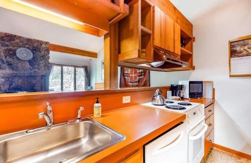 Moose Wilson Road Apartment | 3223 Thimbleberry