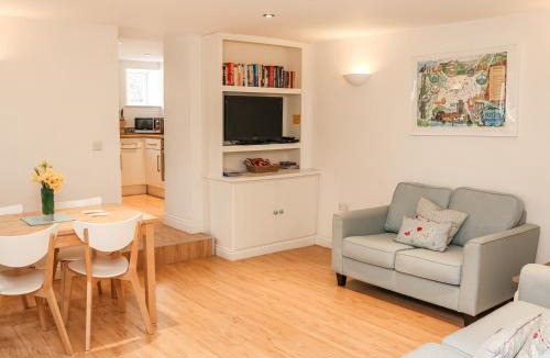Buxton House | 32A, Buxton