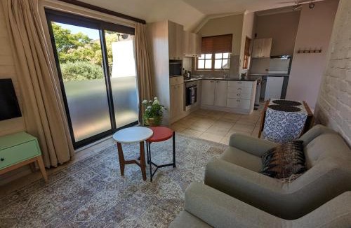 Stellenbosch Apartment | 33 Longifolia