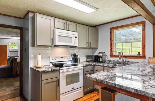 Deer House | 330 Acre Private Ranch with 1.5 miles on the Big Piney