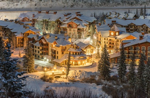 Salt Lake Mountain Resorts Cabin | 3309B - Queen Standard Powderhorn Lodge by RedAwning