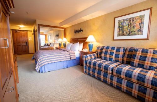 Salt Lake Mountain Resorts Hotel | 3309B - Queen Standard Powderhorn Lodge