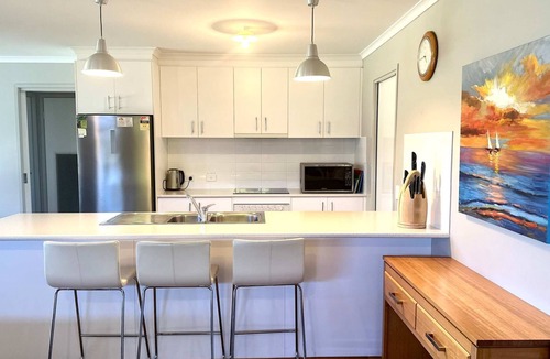 Sandy Point House | 34 Ash Ave Stay 3 Pay 2 Winter Special