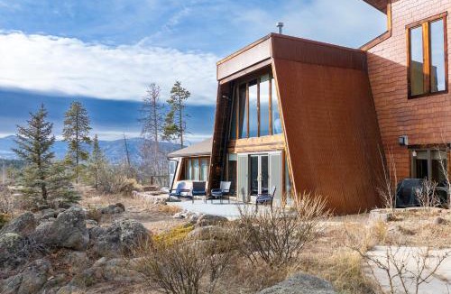 Grand Country Estates House | 349 Ridge Road