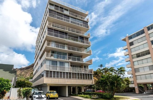 Diamond Head - Kapahulu - St. Louis Condo | 35% Discount Book Now-Danno's Hawaii Five-O Condo, Diamond Head, Full Ocean View