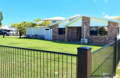 Rainbow Beach House | 36 Bombala Crescent - Rainbow Beach. Fantastic Family Beach House, Fenced Yard, Pet Friendly.