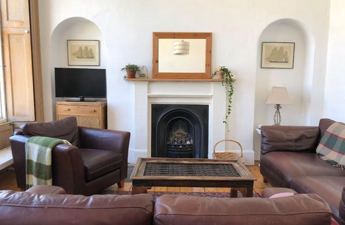 Leith Apartment | 36 Montgomery