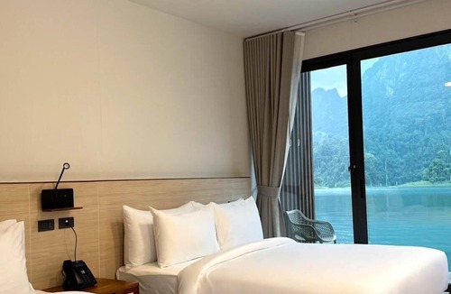Ban Ta Khun Resort | 360 issara Floating Resort