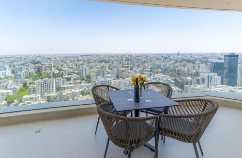 City Centre Apartment | 360 Nicosia Heights, Gym & Pool