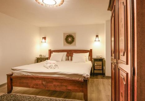 Hunedoara Apartment | 365 Guest House