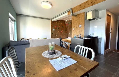 Naka Ward Hostel | 365BASE outdoor hostel