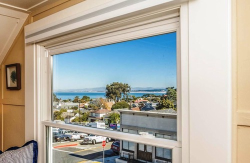 Pacific Grove House | 3788 Seagull's Nest ~ Walk to Town and the Beach