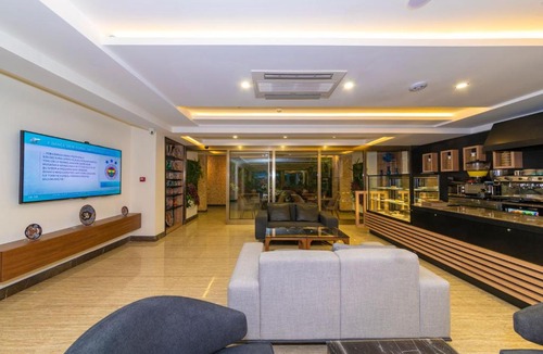 Cumhuriyet Hotel | 38 Hotel