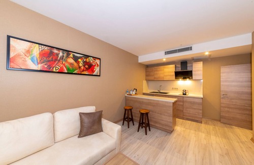 Cumhuriyet Hotel | 38 Hotel