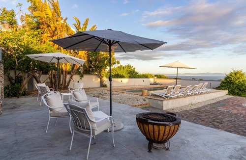 Westcliff House | 38 on Westcliff