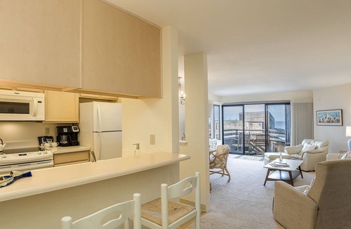 Monterey Condo | 3914 Pacific Sandpiper ~ Oceanfront Condo, Pool/Spa