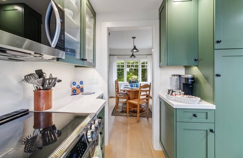 Golden Rectangle House | 3994 Solbakken - Timeless Home, 4 Blocks to Beach