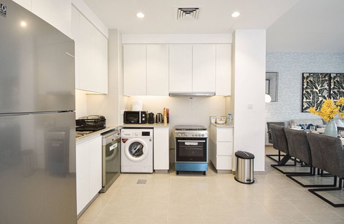 Dubai Apartment | 3B-Urbana 1-37-G04