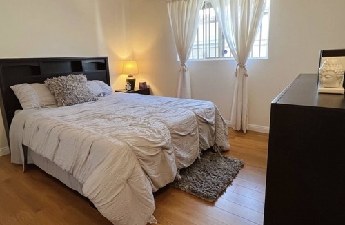 Rosemead House | 3B2B upscale bungalow -3147