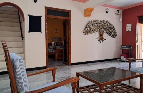 Thanjavur Villa | 3B2HK Orange Homestay - near Big Temple