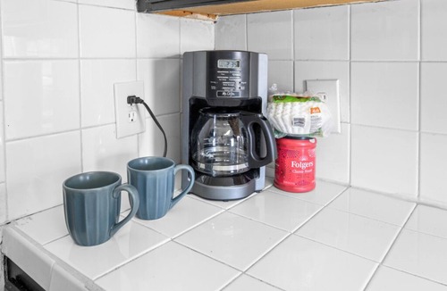 Amarillo House | 3BD/2BA Crew Ready for Goodnight Campus, 35mi from Claude w/Blackouts, 1G WiFi