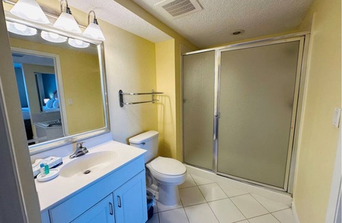 Smith's Memento Resort | 3BD/Daytona - Beach, Pools, Lazy River, Bar, Slides