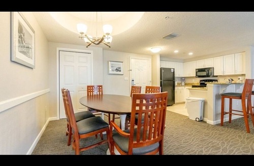 Daytona Beach Condo | 3BD/Daytona - Slide, Pools, Lazy River, Bar, Beach