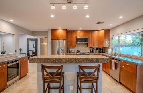 Tami Estates House | 3bdr Remodeled Scottsdale Desert Pool Oasis and Entertainment