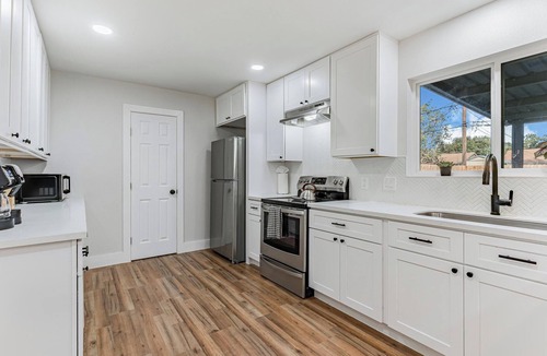 Central Southwest House | 3Bed/2Bath with Modern Comforts. NRG STADIUM 8 Miles Away. Major international sporting event