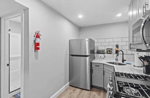 South Burlington Apartment | 3BR 1.5BA Apt in So. Burlington