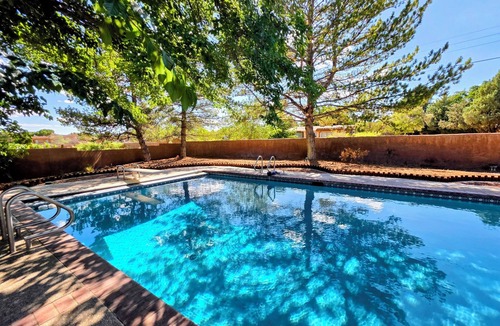 Corrales Villa | 3BR 2.5Bath Villa in Corrales/Rio Rancho NM central AC/heat,LG pool,free parking