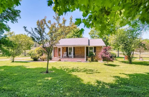 Franklin House | 3BR 2bath Gorgeous Country Near Nashville F1