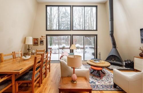 Cedar House | 3Br 2Bath Midcentury Ski Chalet with Hot Tub & Kids' Loft