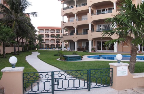 Puerto Aventuras Condo | 3br/2bath - sleeps 6- Peaceful area for you to relax and enjoy your vacation!