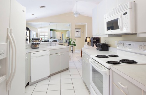 Moorings House | 3BR/3BA pool home/pet friendly in the heart of Naples near the beach