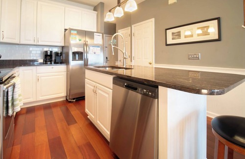 Waters Edge Condo | 3br/3ba River Views Pool and Dock Access~ River Walk