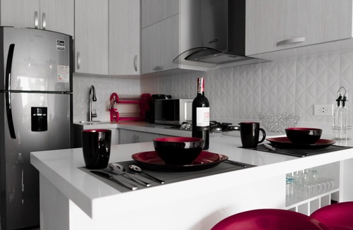 Cali Apartment | 3BR Cali Apt With AC & Fast WiFi – Near Tequendama