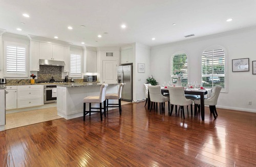 Cypress Village House | 3BR Charming Irvine Gem｜Private Patio｜Workspace｜Pet-Friendly｜Garage Access #110