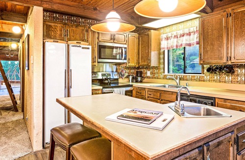 Copalis Beach House | 3BR Coastal Home | Near Beach | Dogs OK | Deck