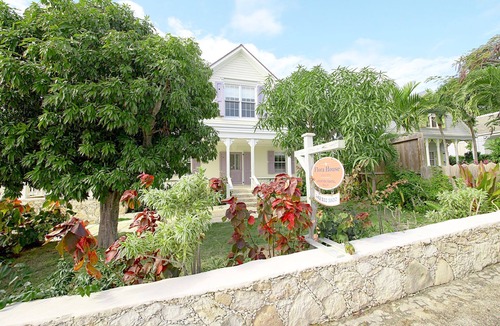 Governor's Harbour House | 3BR Historic Home w/Pool & all Mod-Cons!