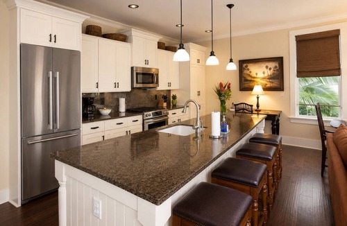 Poipu Villa | 3BR I Poolside Ground-Floor Villa |Walk to Beach|Hot Tub