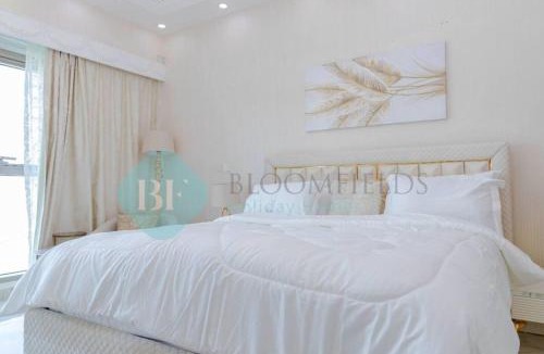 Abu Dhabi Apartment | 3BR in Wave Tower - Reem